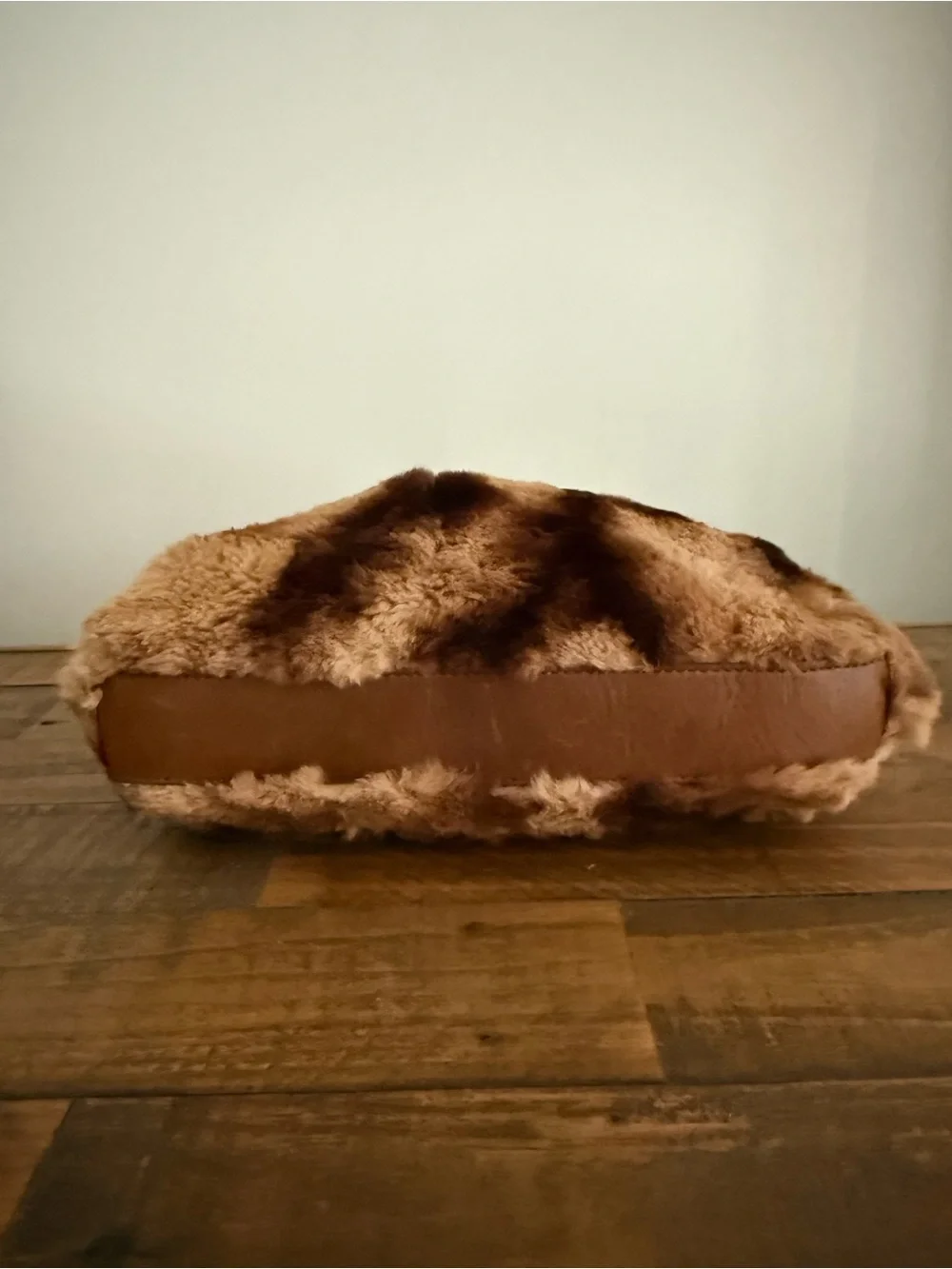 Hype Genuine Rabbit Fur Purse Leather Round